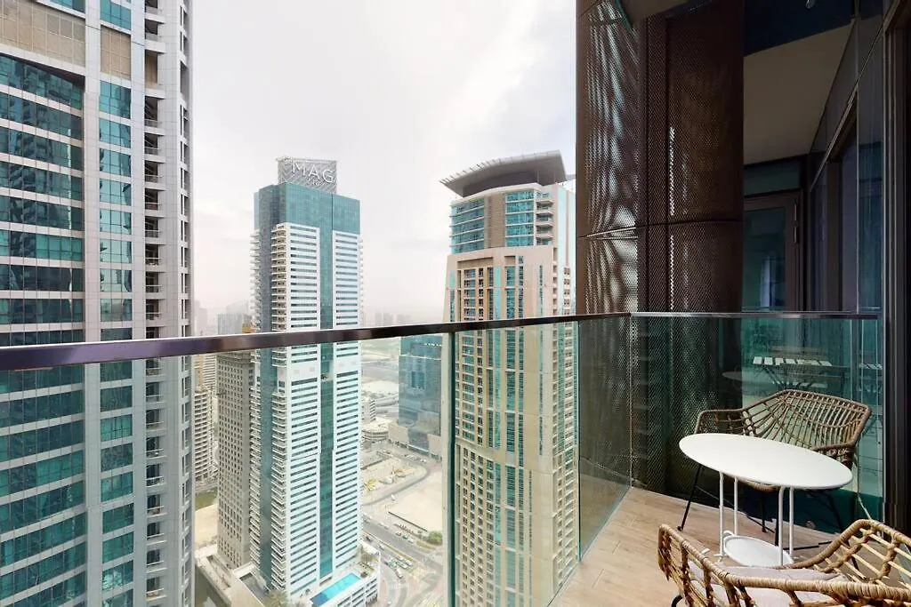 Beautiful Getaway Dubai Marina Apartment