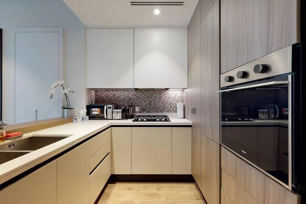 Beautiful Getaway Dubai Marina Apartment United Arab Emirates