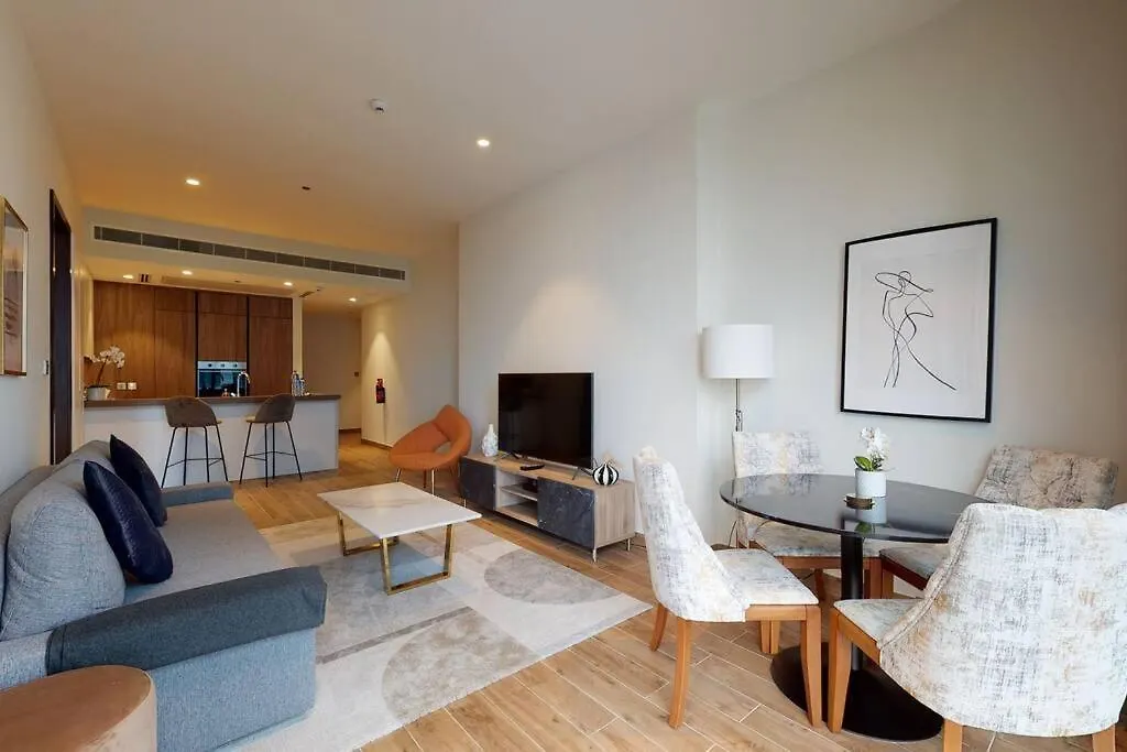 Beautiful Getaway Dubai Marina Apartment