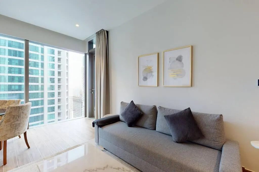Beautiful Getaway Dubai Marina Apartment